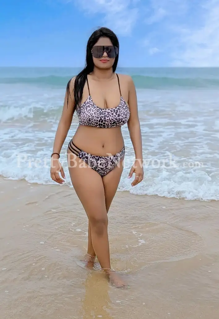 Hot Adult Web Series Actress Trisha Mistry - Celebrity Escort in Colaba, Mumbai